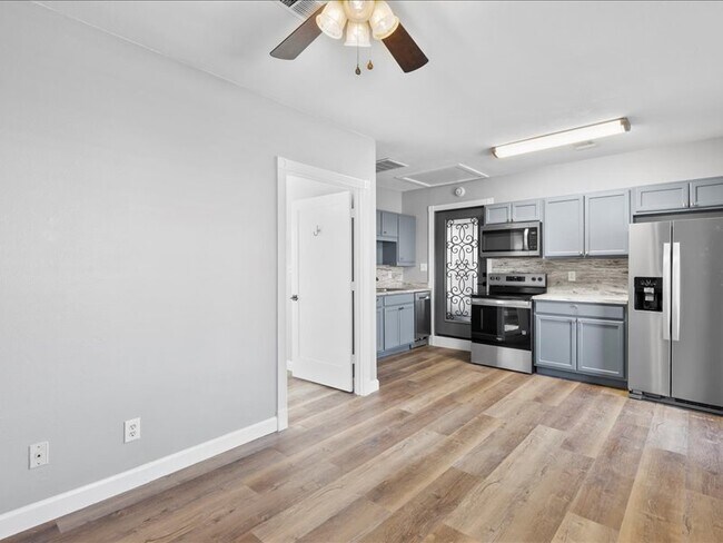 Building Photo - 3119 Belz Rd