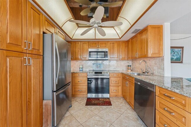 Building Photo - 6158 Palma Del Mar Blvd S