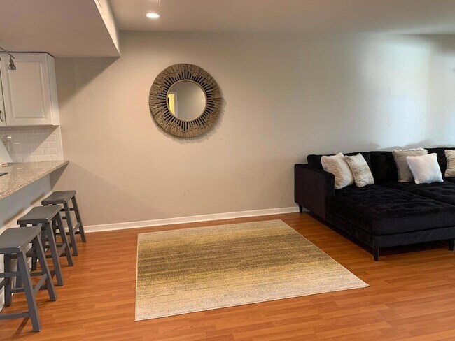 Building Photo - 4120 Tivoli Ct