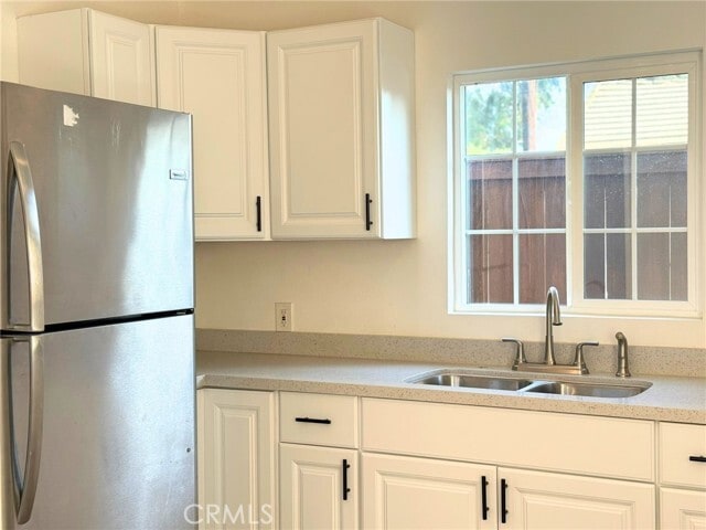 Building Photo - 204 S Starglen Dr