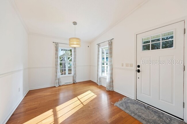 Building Photo - 65 River Tree Cir