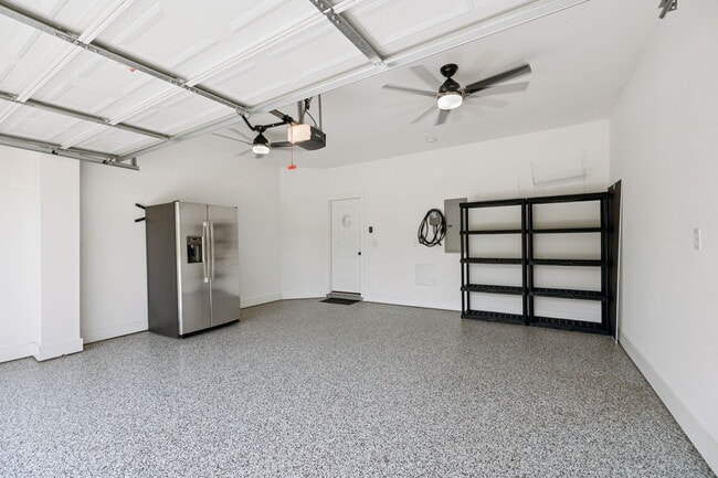 Building Photo - 2183 Nectar Ln