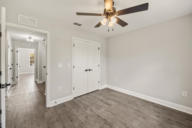 Building Photo - 1460 Willow Bend Way