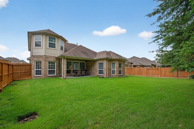 Building Photo - 25214 Evergreen Bend Dr