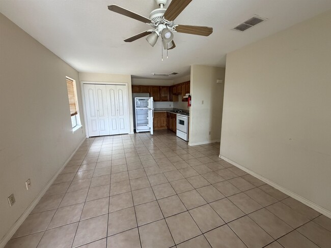 Building Photo - 3310 S Louisiana Ave