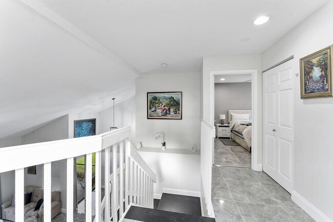 Building Photo - 8103 Covington Ct