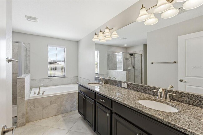 Building Photo - 11014 Little Blue Heron Dr