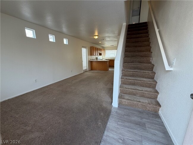 Building Photo - 5211 Paradise Skies Ave