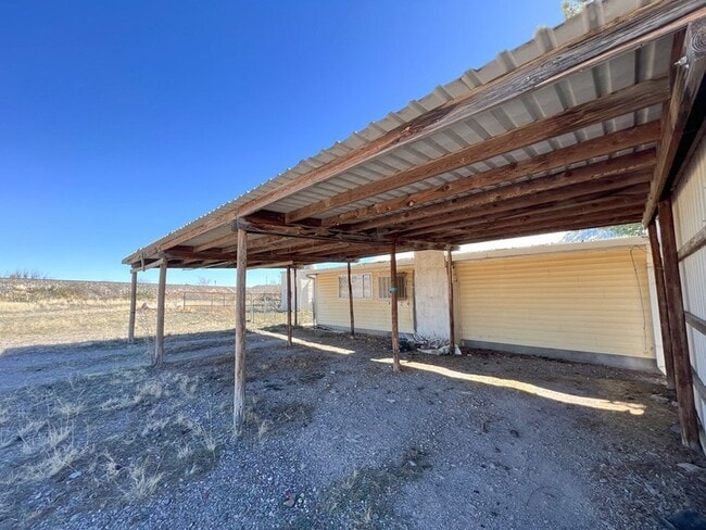 Building Photo - 2500 US-90
