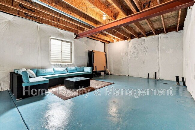 Building Photo - 12236 Kalispell St