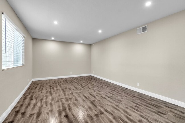 Building Photo - 6845 Coley Ave