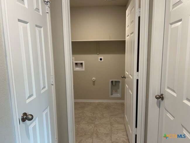 Building Photo - 5110 Natalia Rd