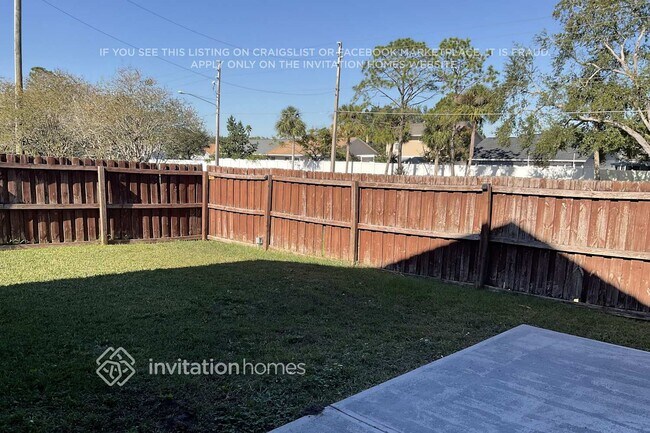 Building Photo - 1157 Chambord Ct