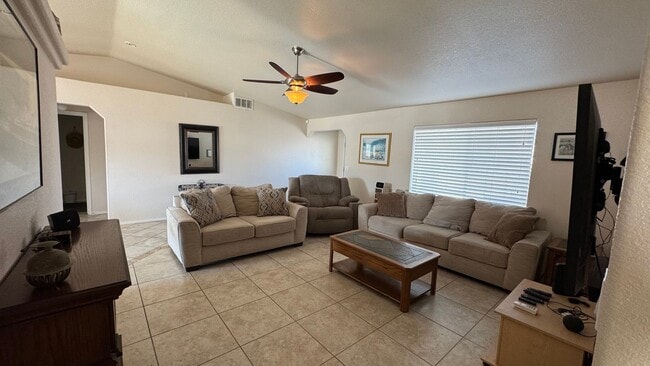 Building Photo - Furnished Pool Home Rental!!