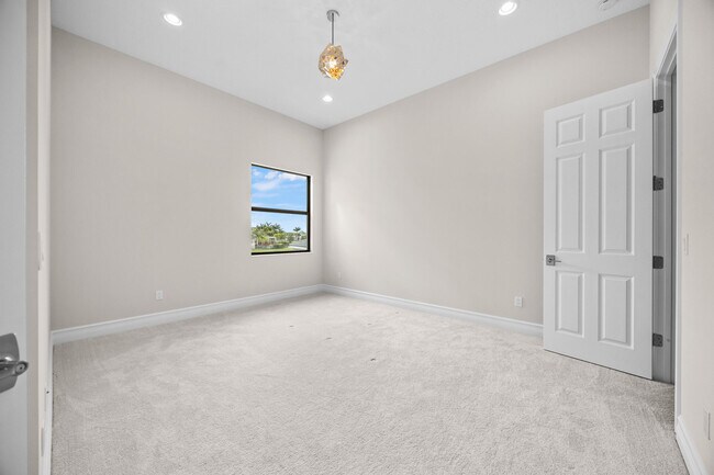 Building Photo - 9168 Benedetta Pl