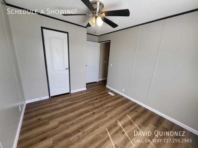 Building Photo - 217 Eastwood Dr
