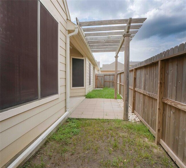 Building Photo - 3619 Standing Rock Dr