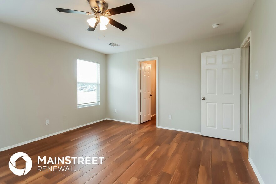 Building Photo - 16619 Sidonie Dr