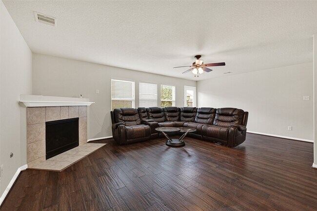 Building Photo - 3219 Zephyr Glen Way