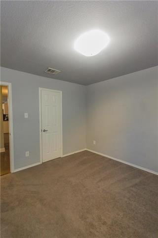 Building Photo - 9913 Summer Sweet Dr