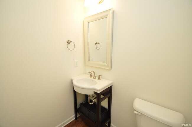 Building Photo - 5405 Cambridgeshire Loop