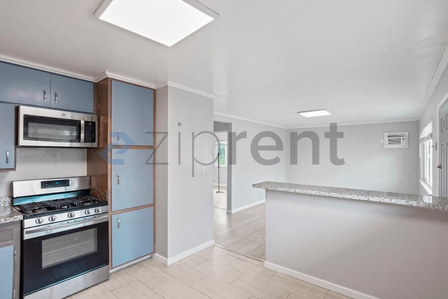 Building Photo - 2659 Baldwin Ln