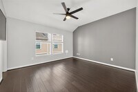 Building Photo - 1127 W 24th St