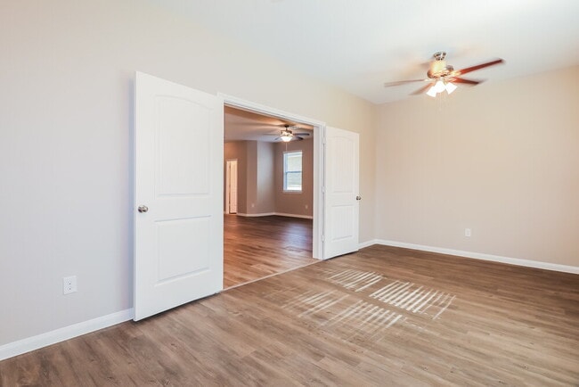 Building Photo - 4302 McGregor Blf Ln