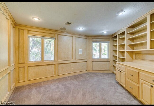 Building Photo - 7258 Loma Alta Cir