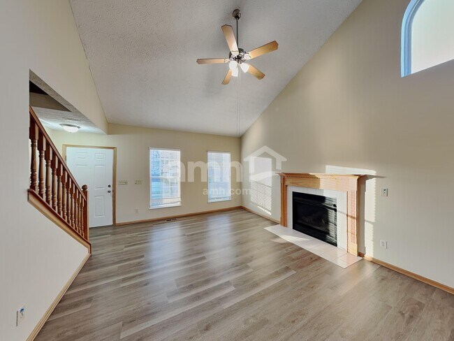 Building Photo - 35 Wrens Nest Ct