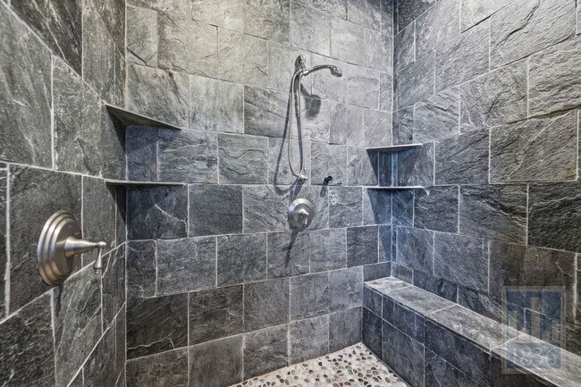 Building Photo - 8205 Asmara Ct