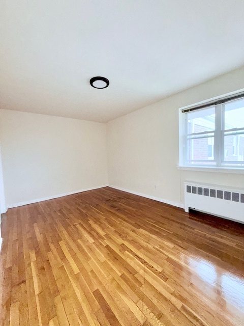 Building Photo - 403 Park Ave