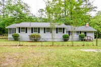 Building Photo - 116 Plum Ln
