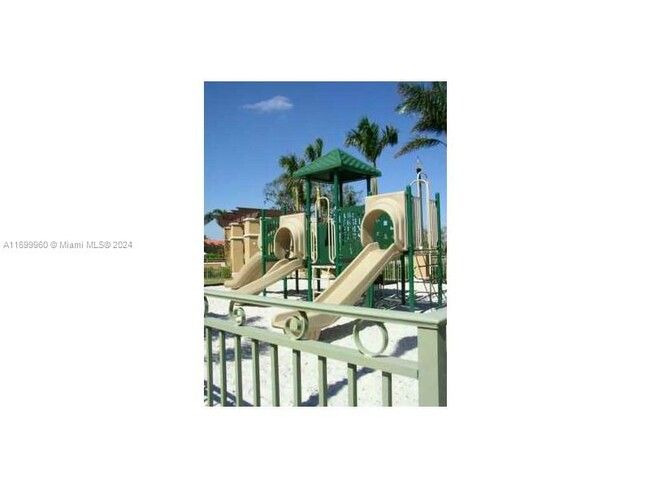 Building Photo - 4951 Tradewinds Ter