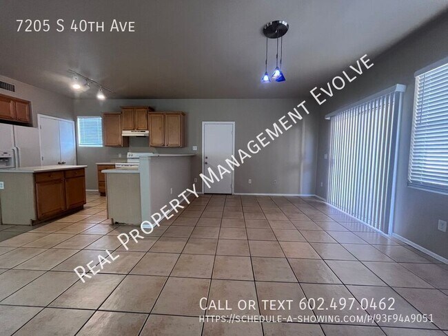 Building Photo - 7205 S 40th Ave