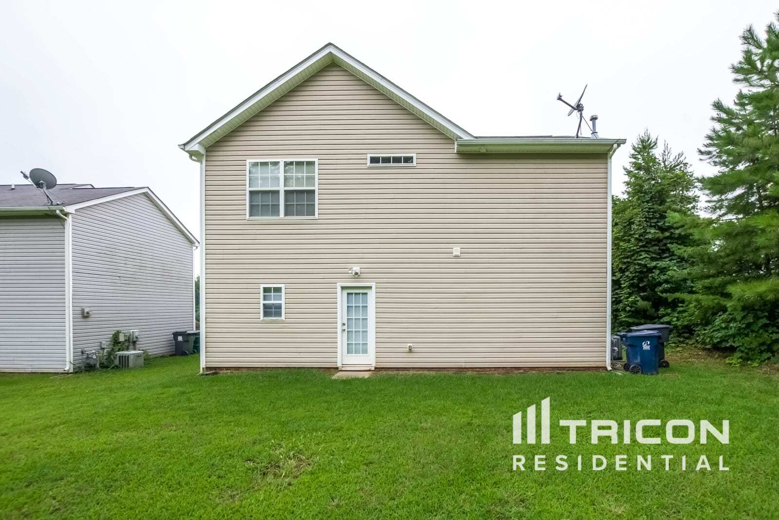 Building Photo - 6135 Sid Crane Dr