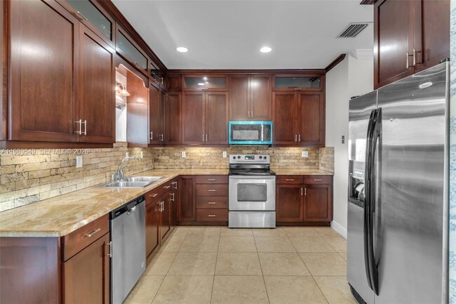 Building Photo - 7048 SW 83rd Ct