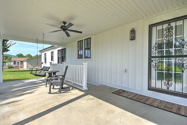 Building Photo - Updated and restored Original Farm House Style
