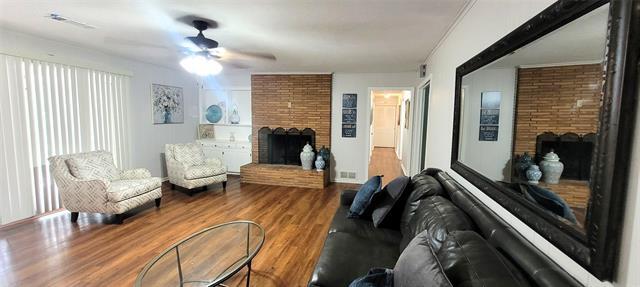 Building Photo - 204 Overhill Dr