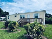 Building Photo - 722 Higgins Rd