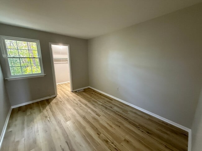 Building Photo - New Paint and Flooring, Near NSWC Base