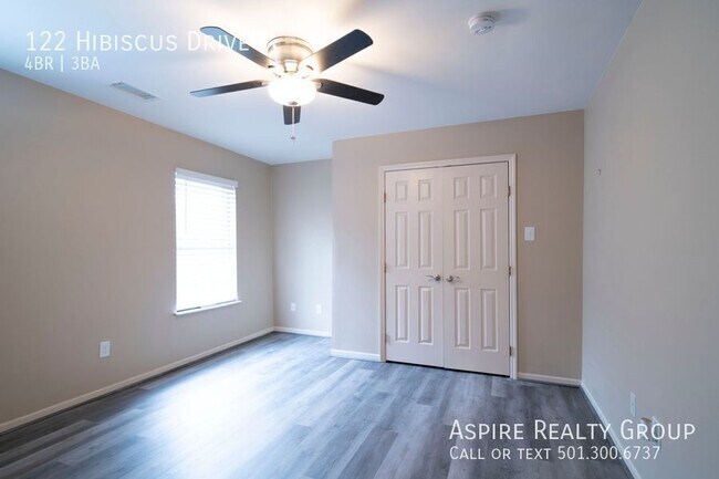 Building Photo - 122 Hibiscus Dr
