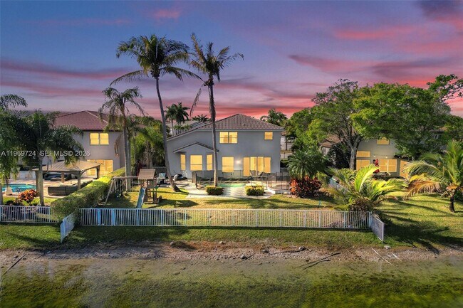 Building Photo - 17431 SW 35th St