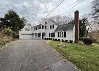 Building Photo - 7309 River Rd