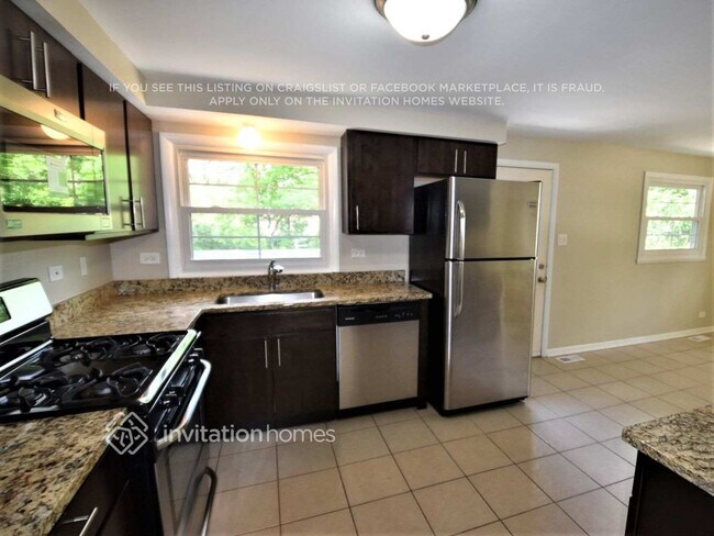 Building Photo - 510 Falmouth Ln