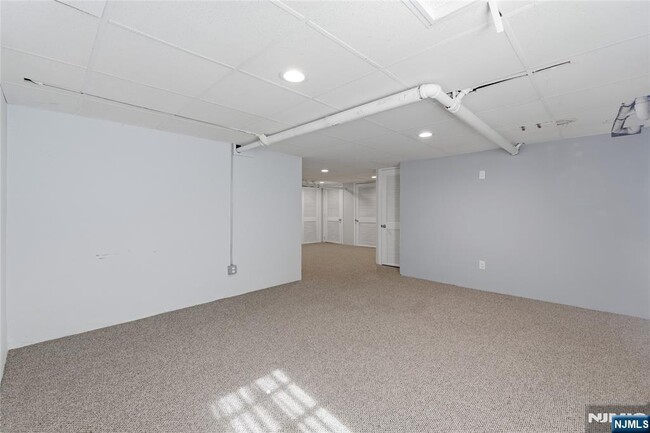 Building Photo - 54 Pomander Walk