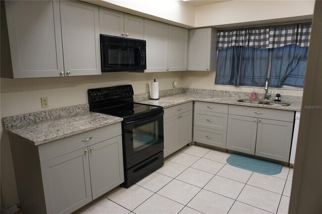 Building Photo - 808 Childers Loop