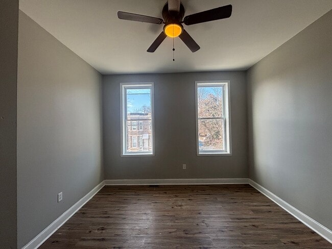 Building Photo - 3 Bedroom 2 Bathroom Townhome Available in 21216