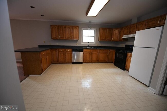 Building Photo - 20503 Chestnut Ridge Dr