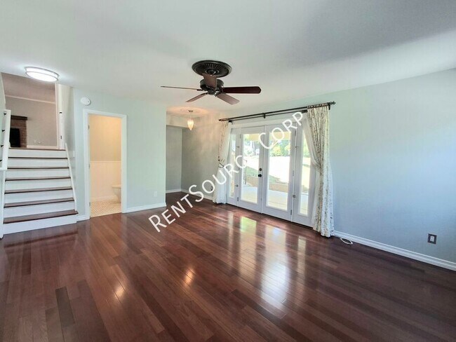 Building Photo - 26421 Torrey Pines Dr